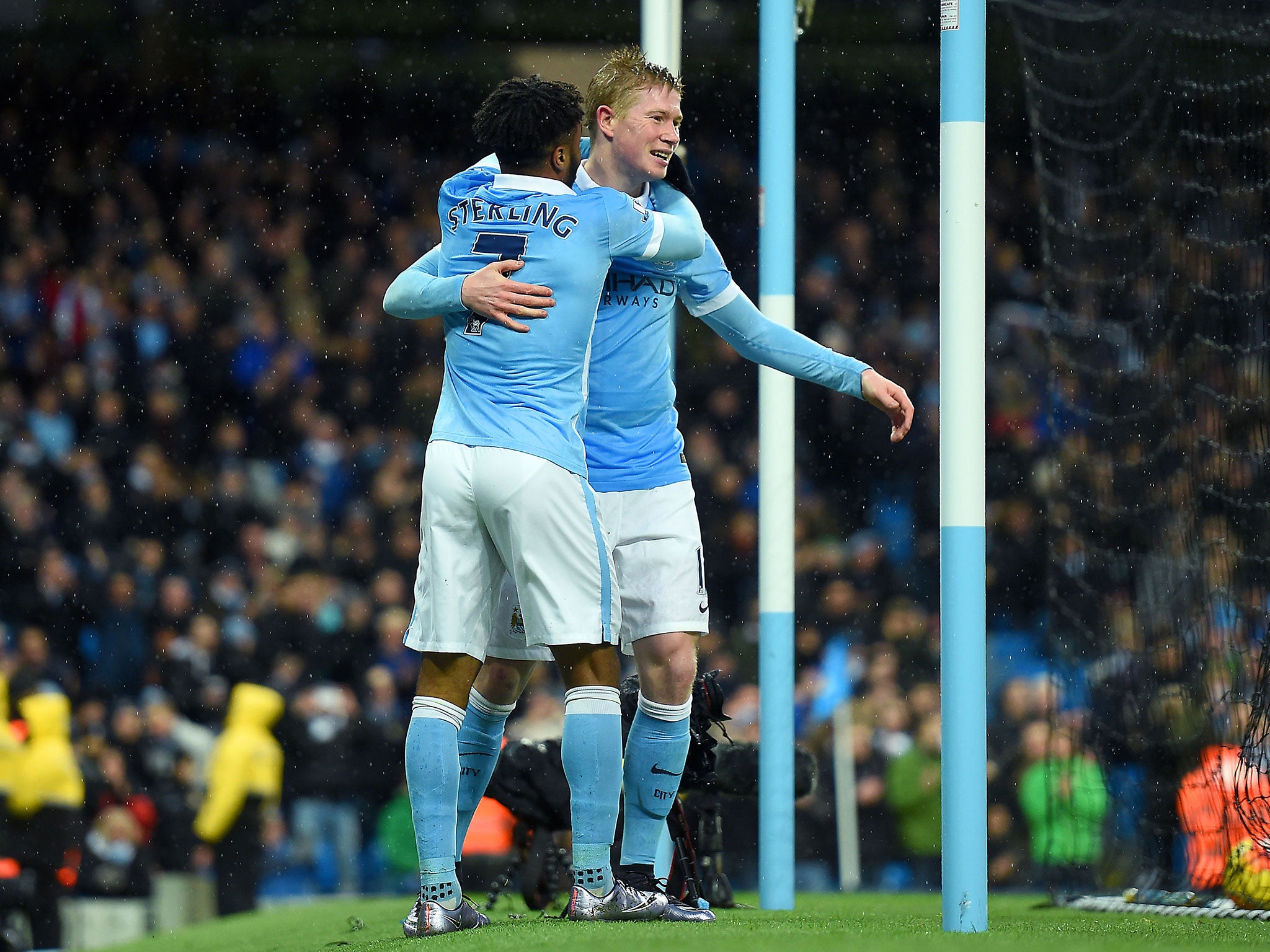 Kevin De Bruyne celebrates with Raheem Sterling after scoring against Southampton