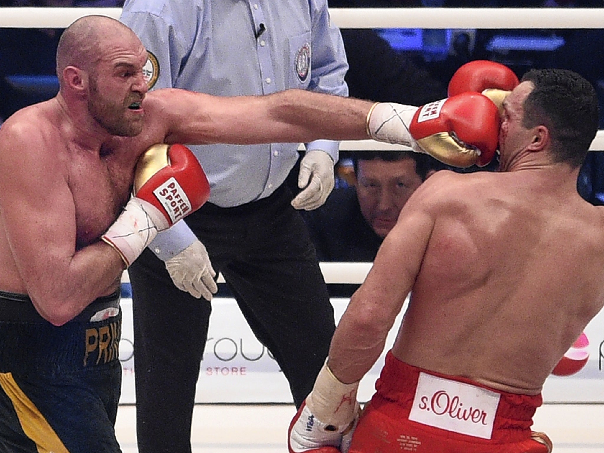 Tyson Fury connects with a left against Wladimir Klitschko