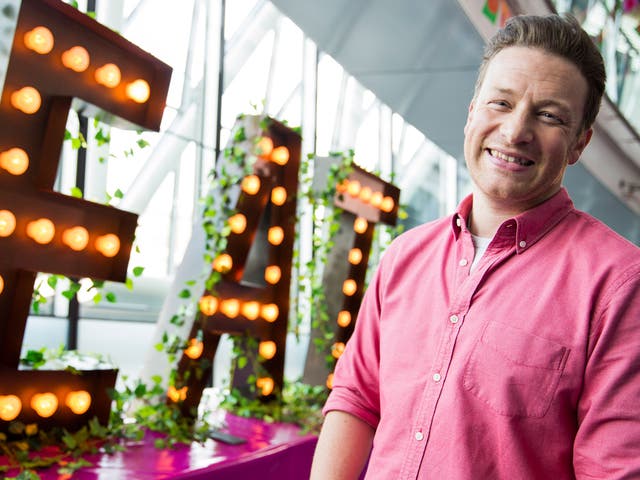 TV chef Jamie Oliver championed a drive for labels indicating spoonfuls of sugar in fizzy drinks