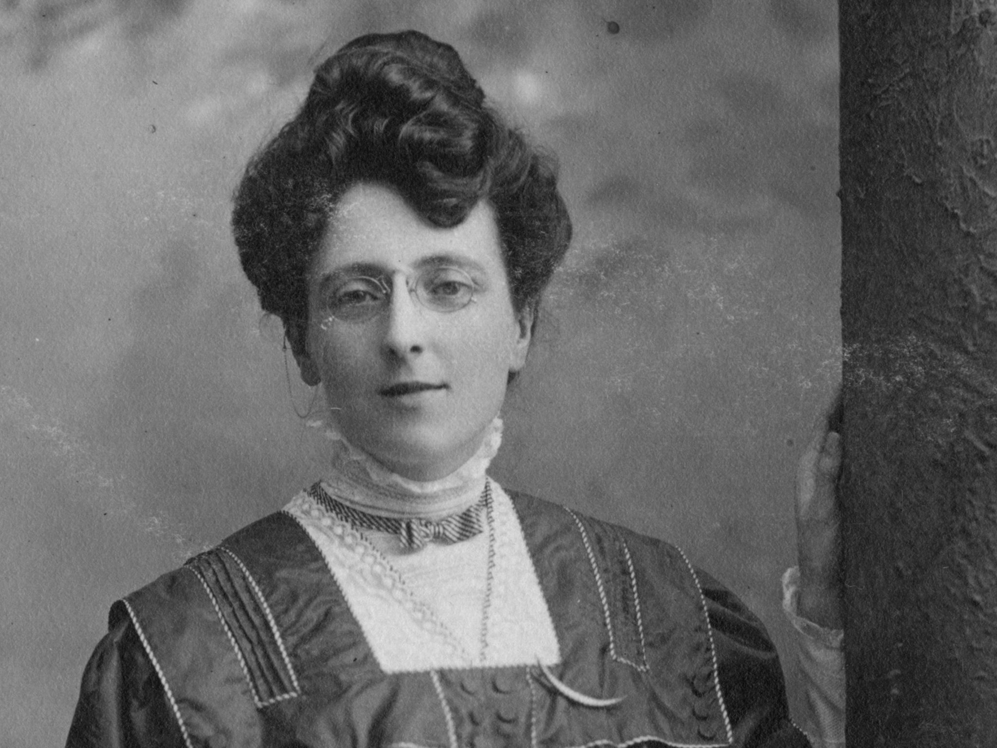 Lucy Maud Montgomery is best known for her series of novels that began with Anne of Green Gables in 1908