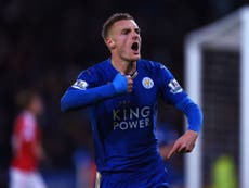 Manchester United should move for Vardy, says Savage 