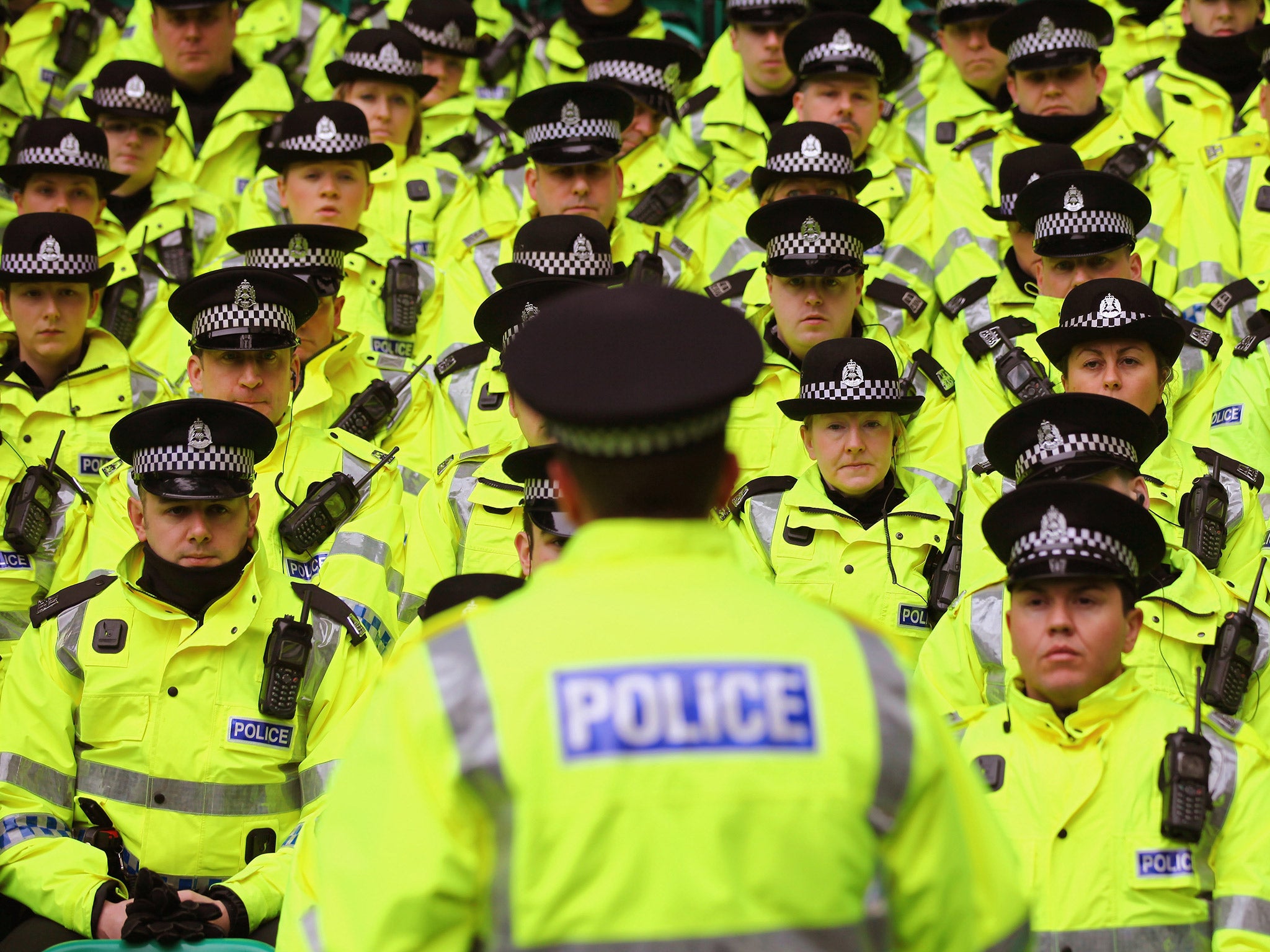 Sturgeon: the SNP’s pledge to maintain 1,000 more officers than it inherited will not be reviewed