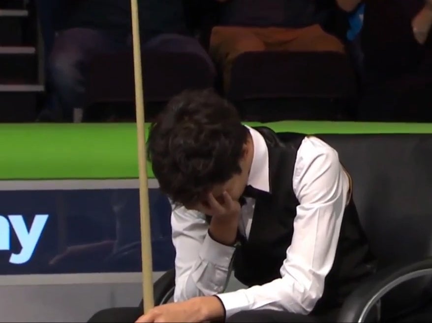 
Thepchaiya Un-Nooh after missing the black 