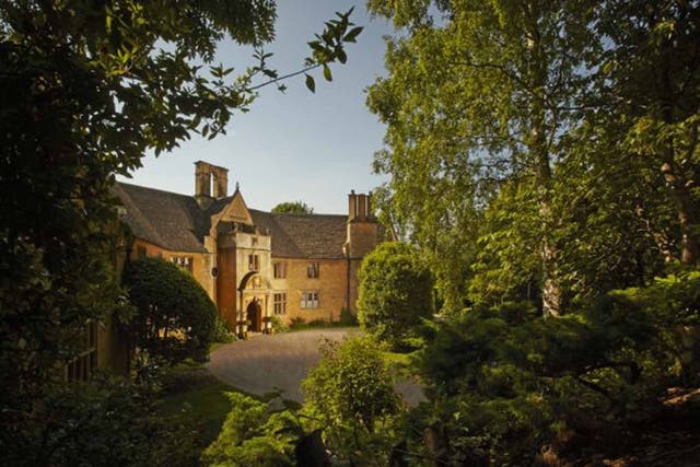 Hide and seek: secluded Foxhill Manor