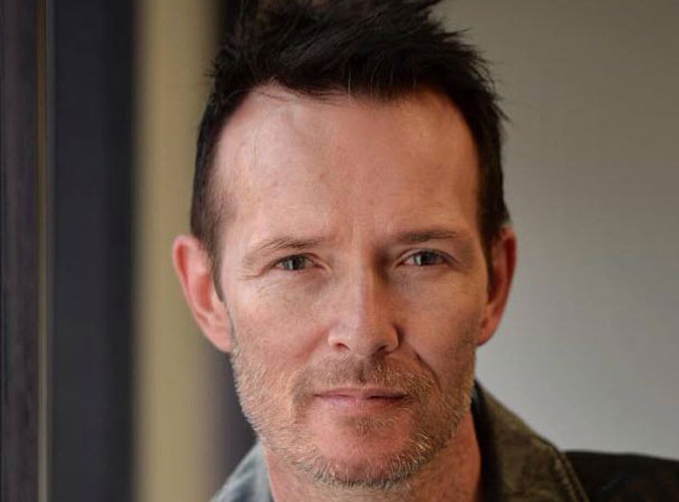 Scott Weiland, former Stone Temple Pilots singer, dies aged 48 | The Independent | The Independent