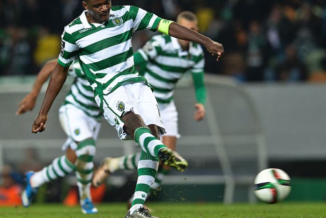 William Carvalho scores a penalty during Sporting Lisbon's victory over Belenses