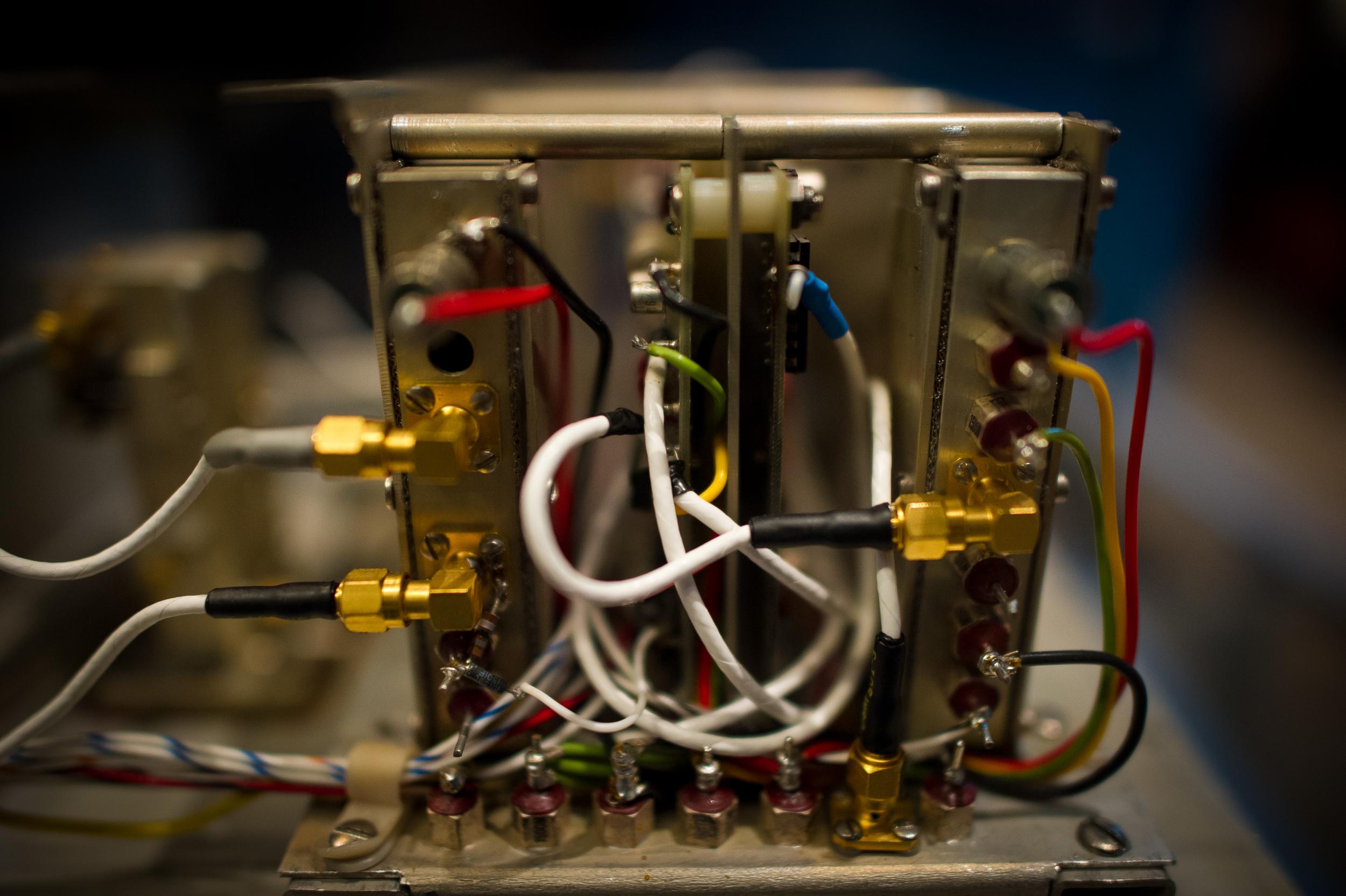 The materials can be used to create tiny atomic clocks the size of microchips