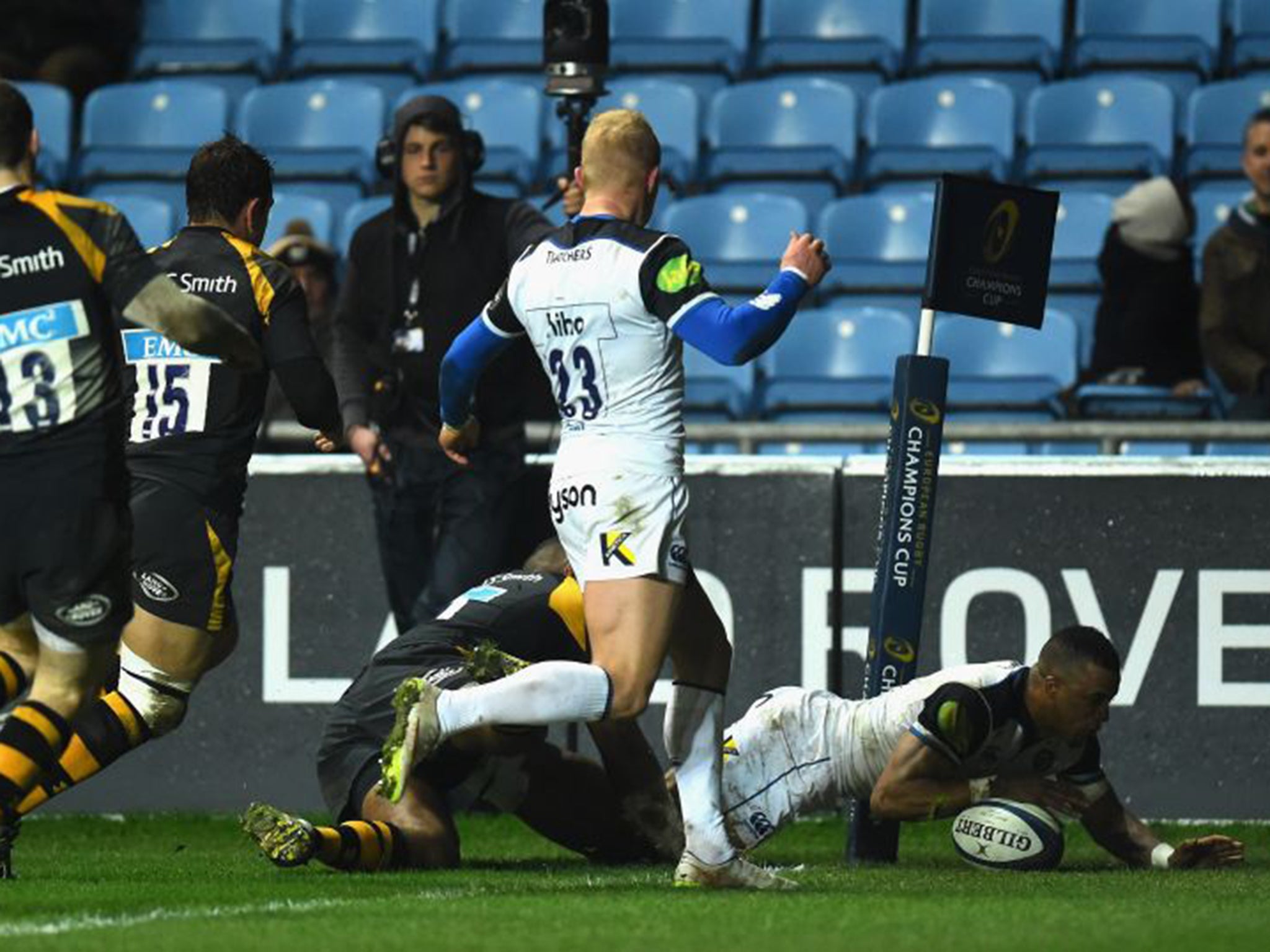 Anthony Watson scores a last-minute try to set up Bath’s win against Wasps