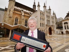 Falklands War veteran Simon Weston given Freedom of the City of London