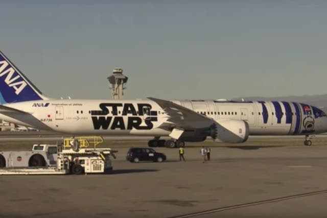 Star Wars cast and crew prepare to board a special Force plane to take them to London