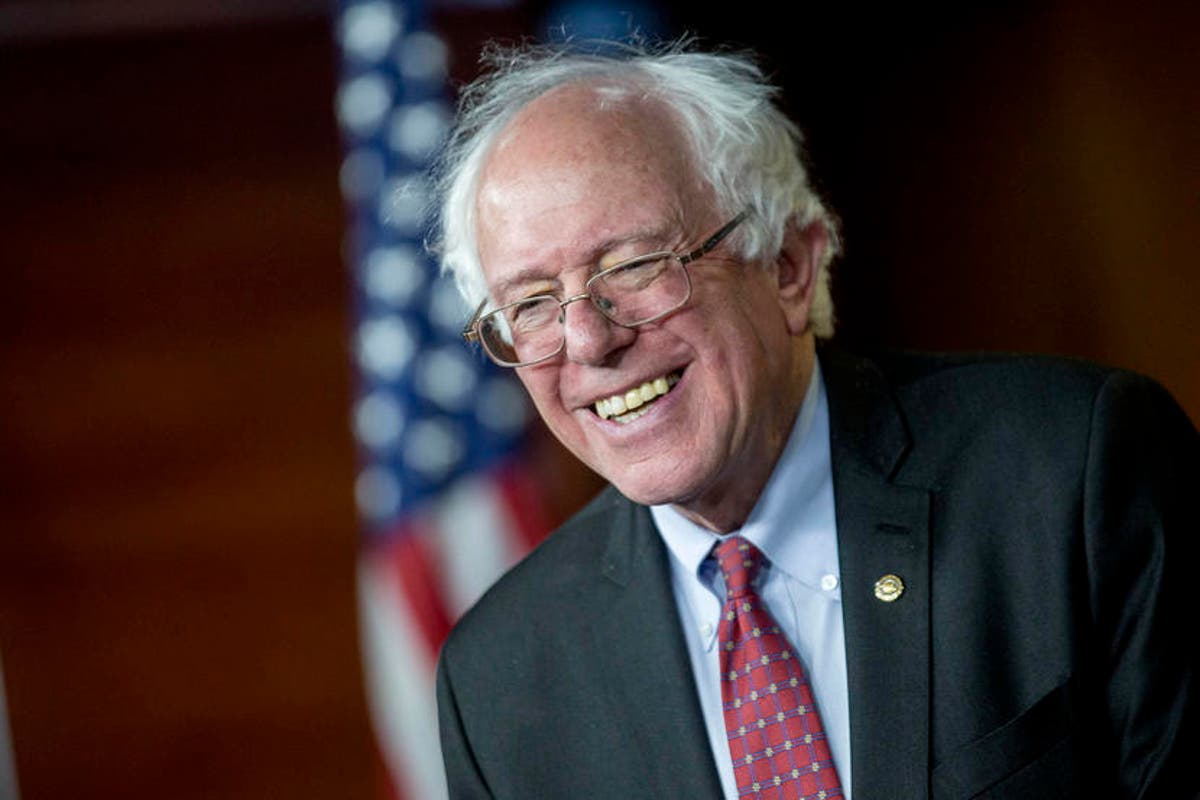 Bernie Sanders makes history with 2 million individual campaign