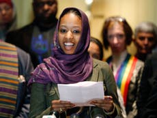 Hijab-wearing Christian professor stands by solidarity with Muslims