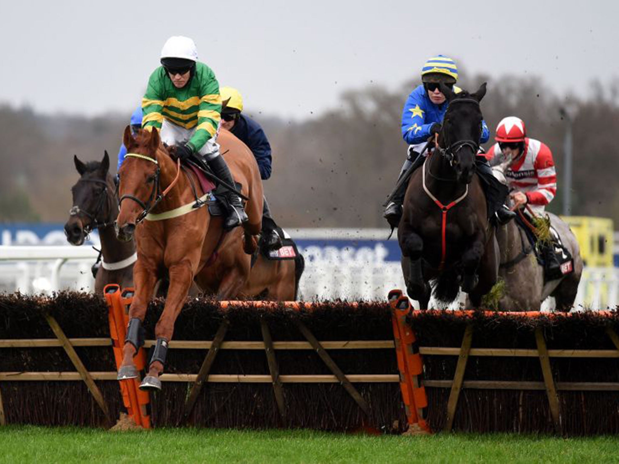 Yanworth and Barry Geraghty make all to win the Grade Two Kennel Gate Novices’ Hurdle at Ascot yesterday