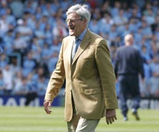 Gary Lineker leads tributes to Match of the Day presenter Jimmy Hill 