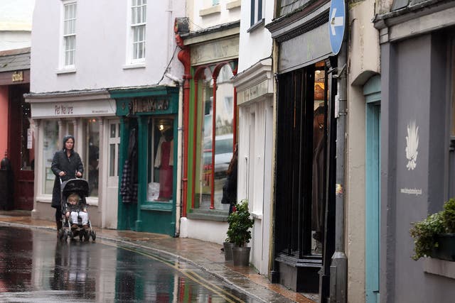Small businesses such as independent retailers face deadlines to begin pension schemes