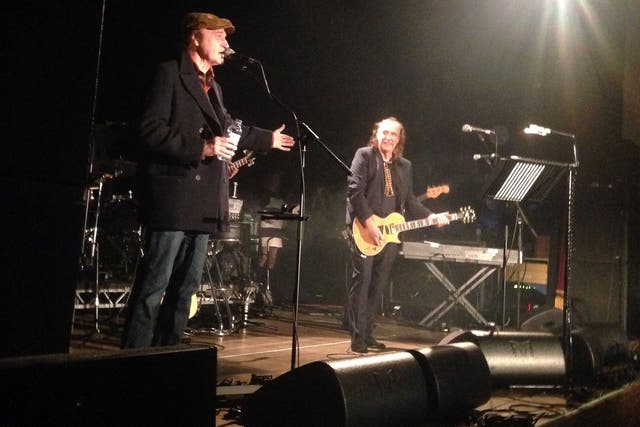 They seek him here: Ray Davies back on stage with his brother Dave for the first time since 1996