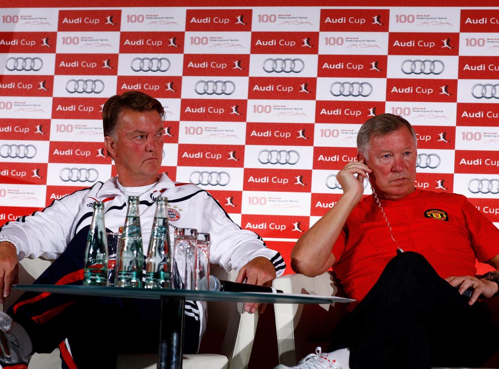 Louis van Gaal and Sir Alex Ferguson in 2009