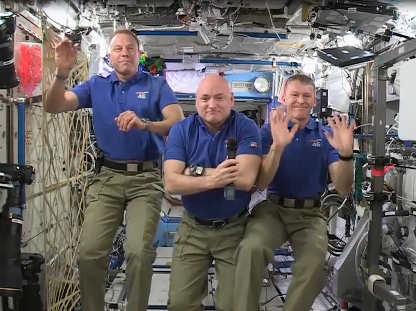 Tim Peake delivers Christmas video message from International Space Station