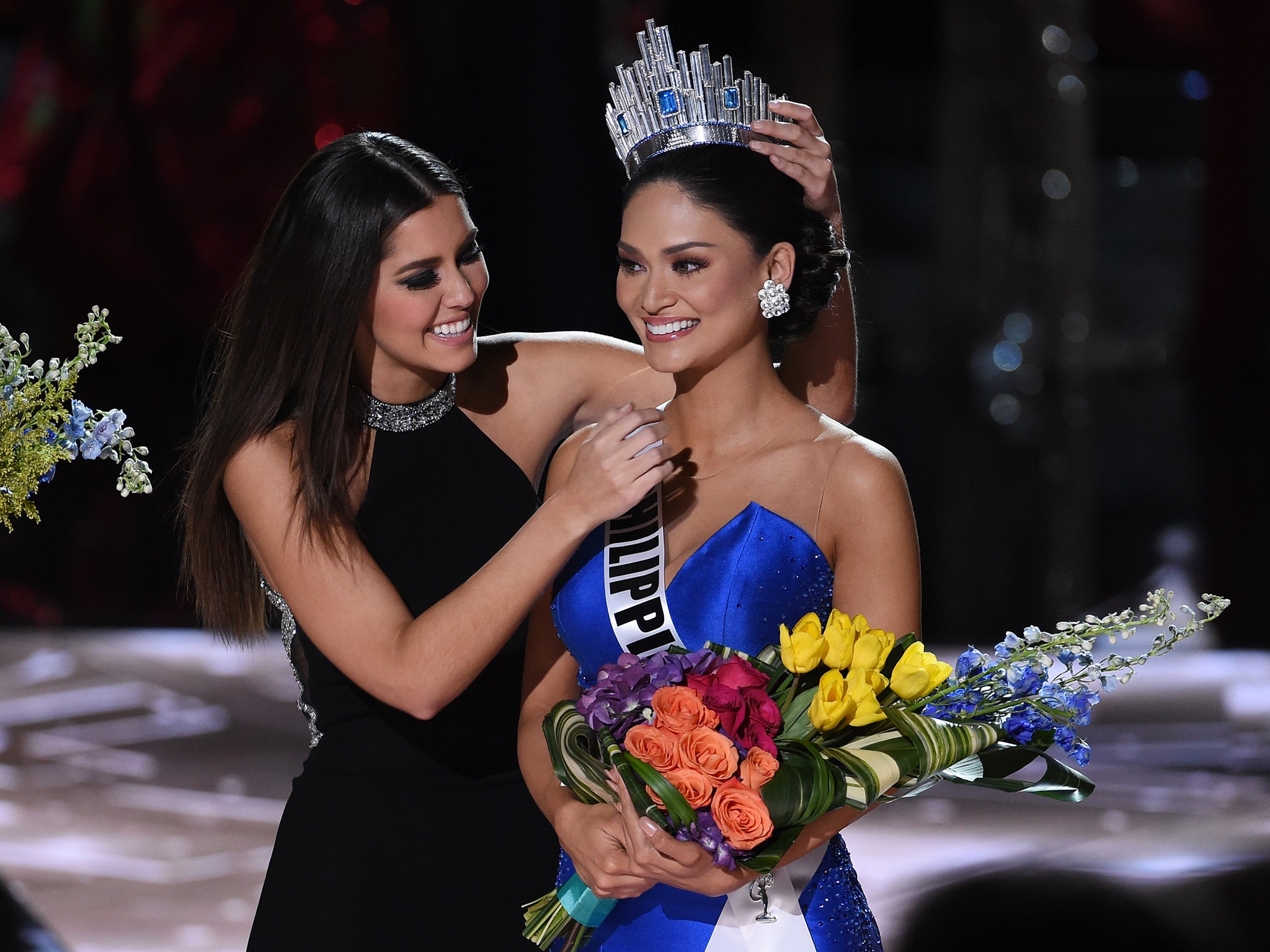 Everything Miss Universe gets when she wins the pageant a luxury apartment free clothes and more The Independent The Independent