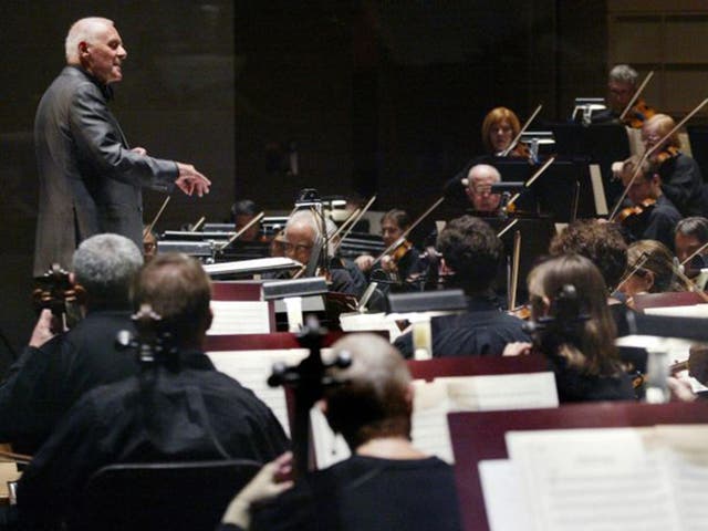 Sir Anthony Hopkins directing the Dallas Symphony Orchestra in 2008