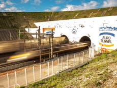 Eurotunnel sees best year for freight despite Calais refugee crisis