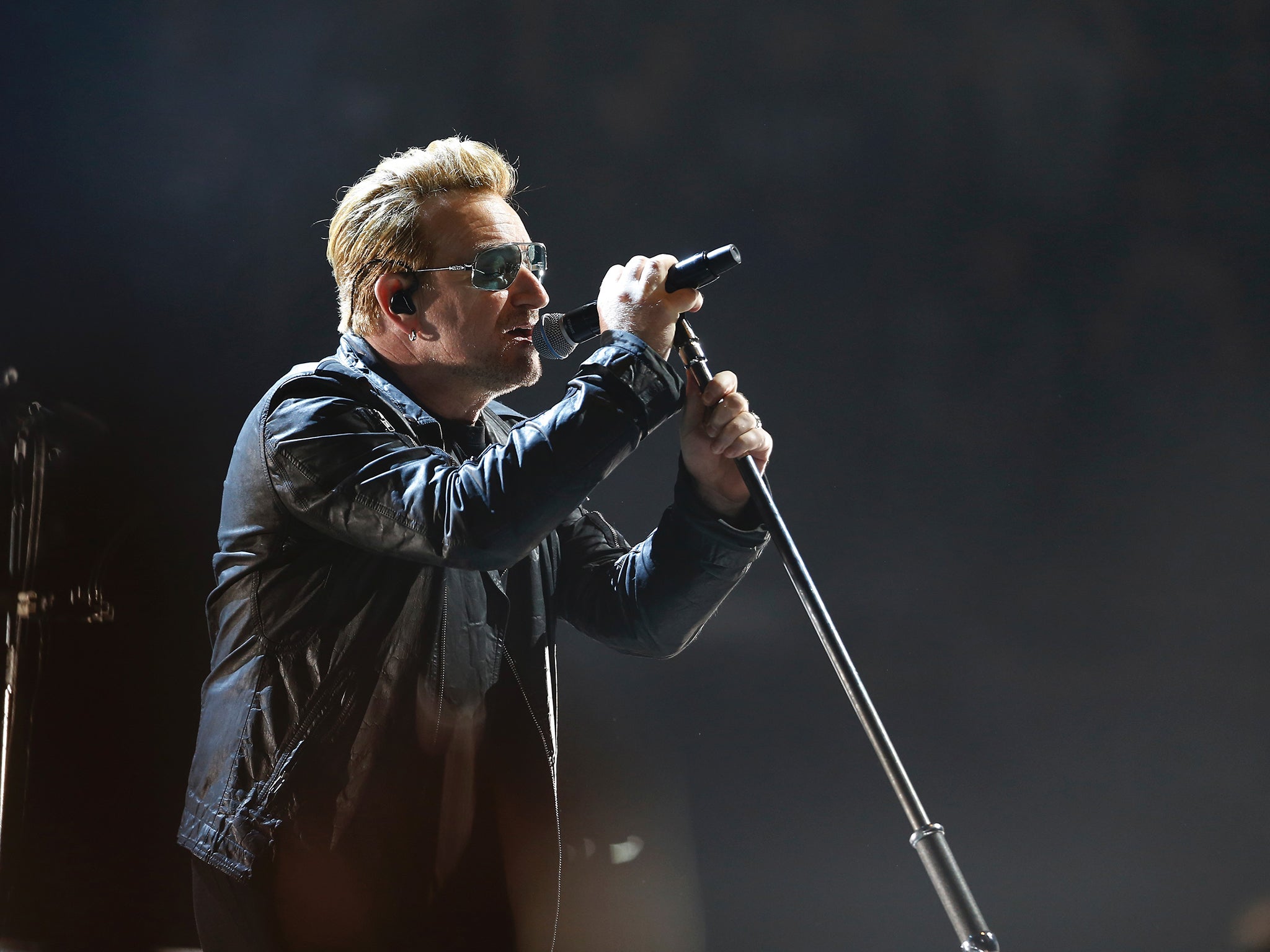 “Pro bono”: A fan of the U2 singer