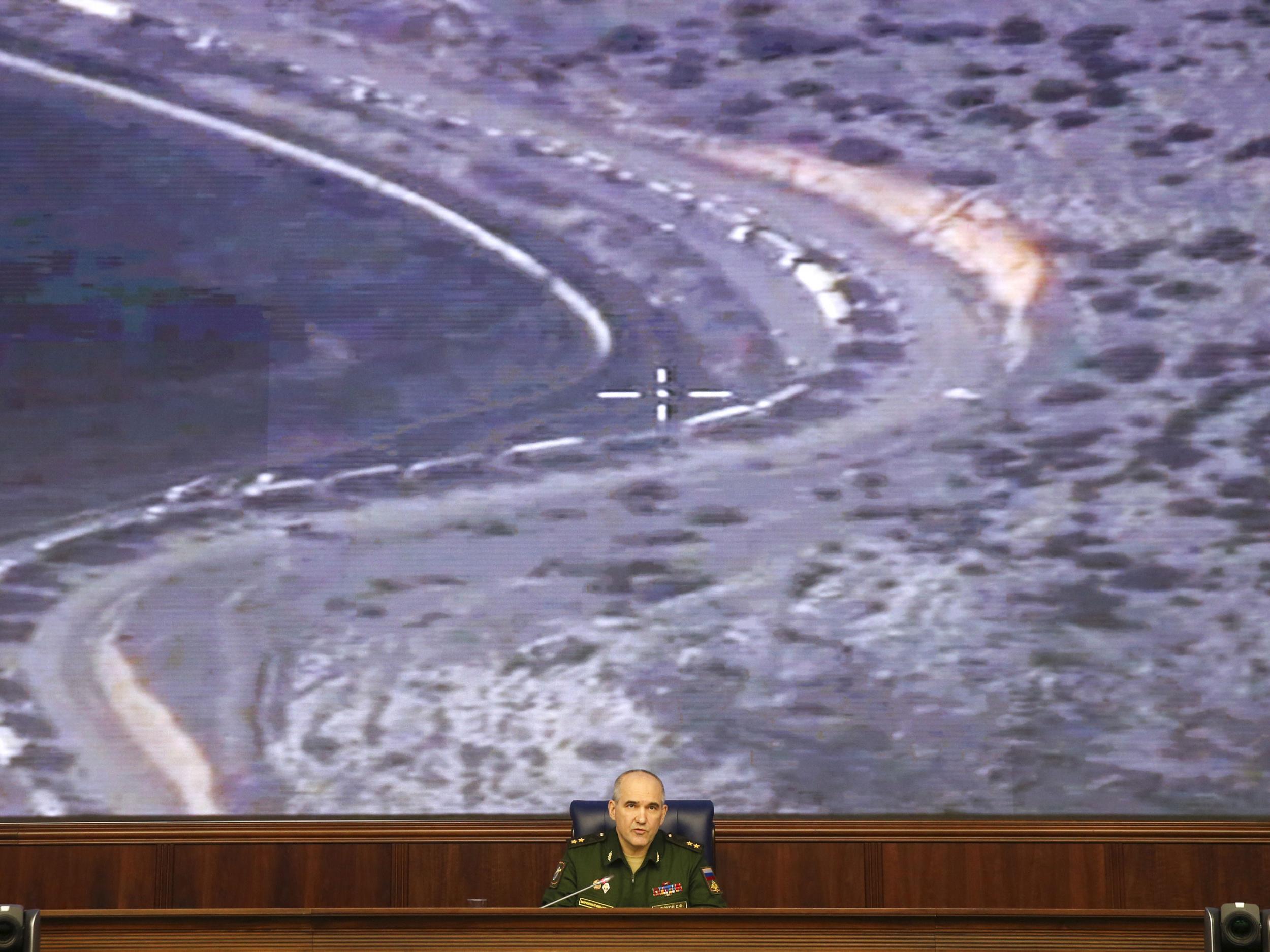 Footage claiming to show Isis oil trucks in Syria