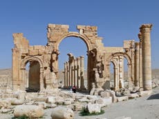 Destroyed by Isis, Palmyra's Arch of Triumph rises again- in London