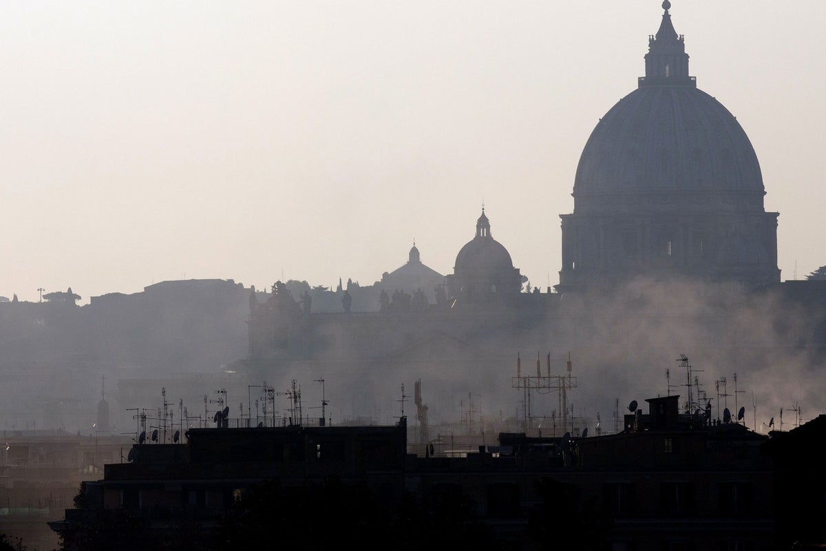 Rome and Milan ban cars from roads in battle against air pollution ...
