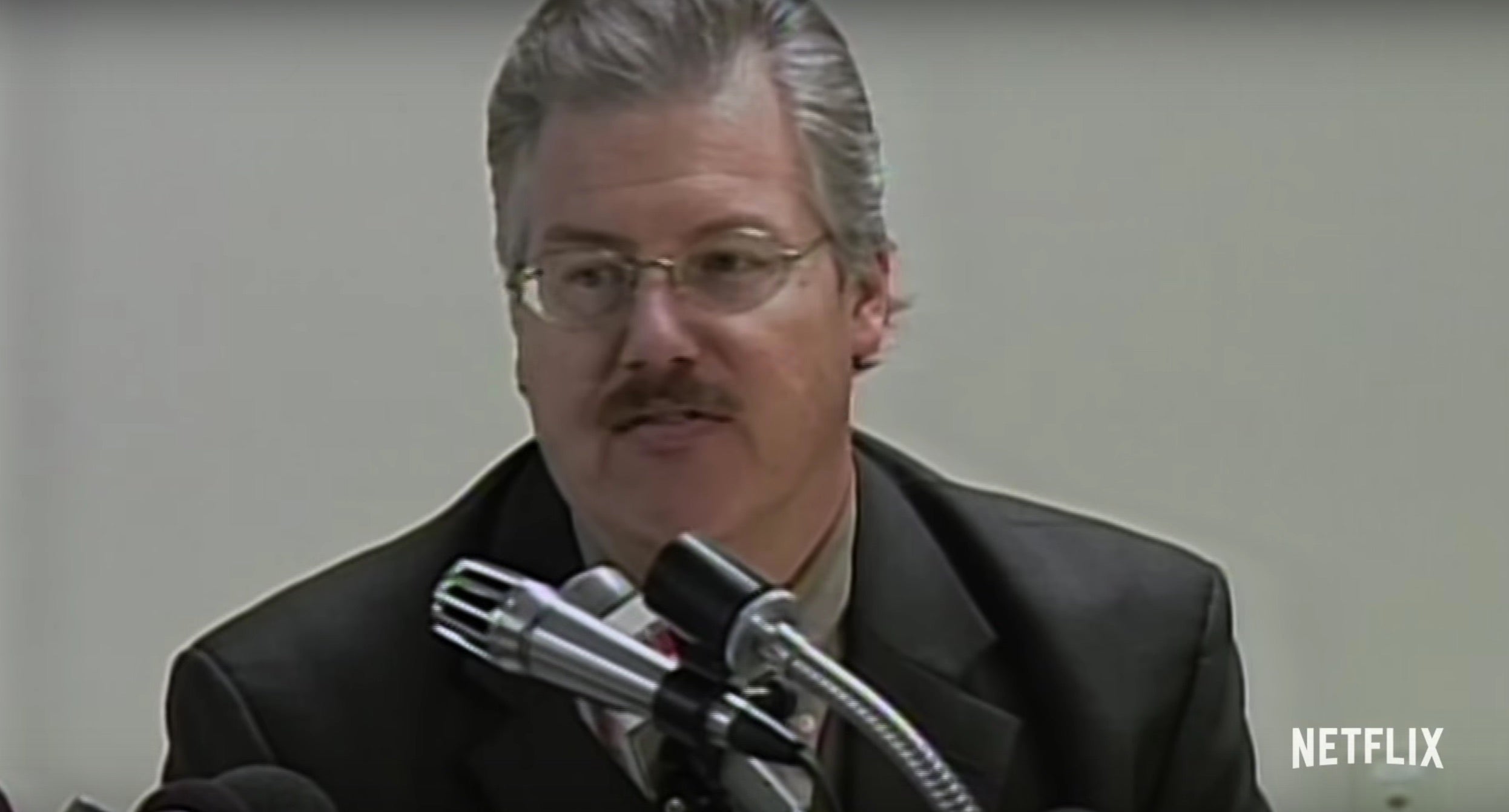 District attorney Ken Kratz receives negative reviews on his Yelp page following Netflix's 'Making of a Murderer'