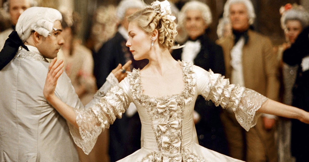 Marie-Antoinette's 30-year romance with a Swedish count revealed