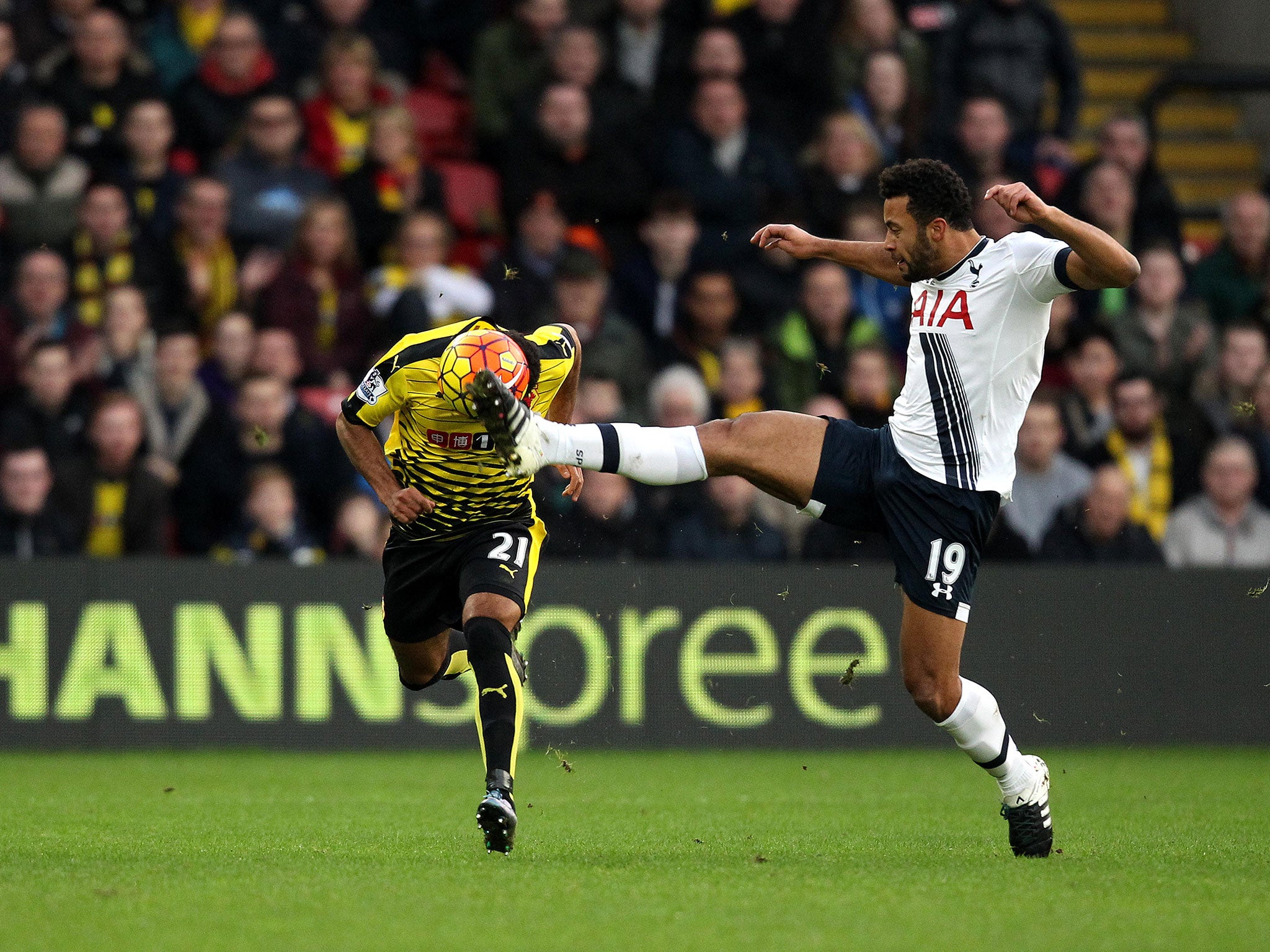 Mousa Dembélé, right, suffered a groin injury in Spurs’ 2-1 win over Watford