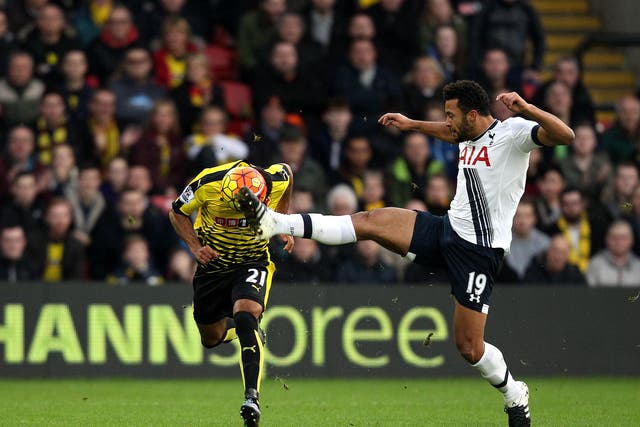 Mousa Dembélé, right, suffered a groin injury in Spurs’ 2-1 win over Watford