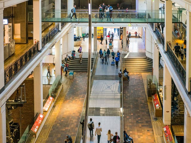 The Science Museum currently houses the oldest collection of clocks and watches in the world in the new Clockmakers’ Museum on the first floor