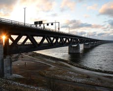 Read more

Sweden imposes border controls on bridge between Malmo and Copenhagen