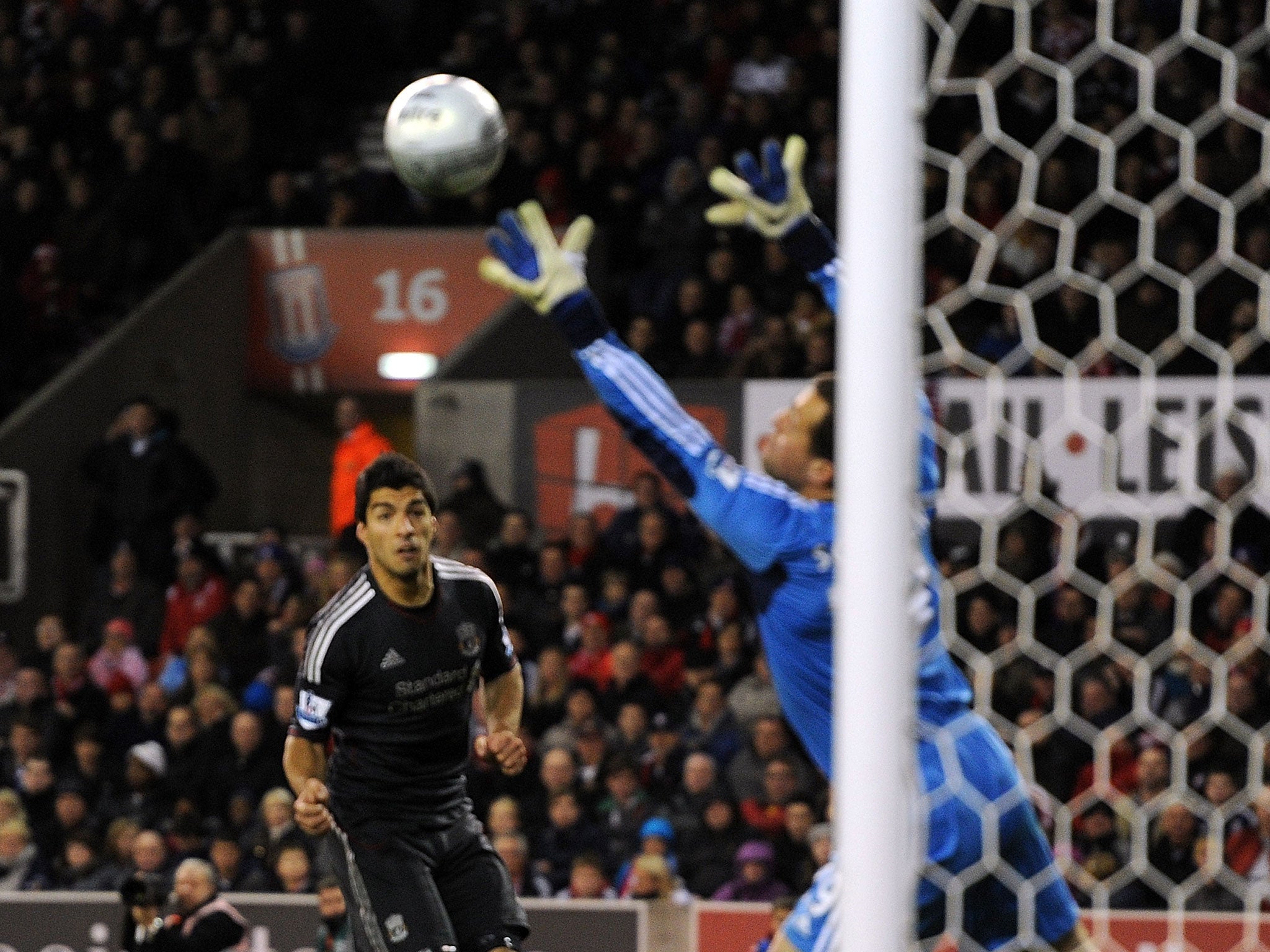 Luis Suarez scores Liverpool’s second in 2011