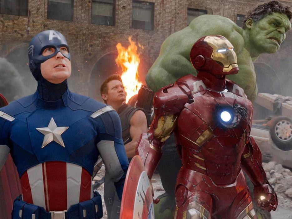 Avengers assemble to battle an alien race (Marvel/Disney)