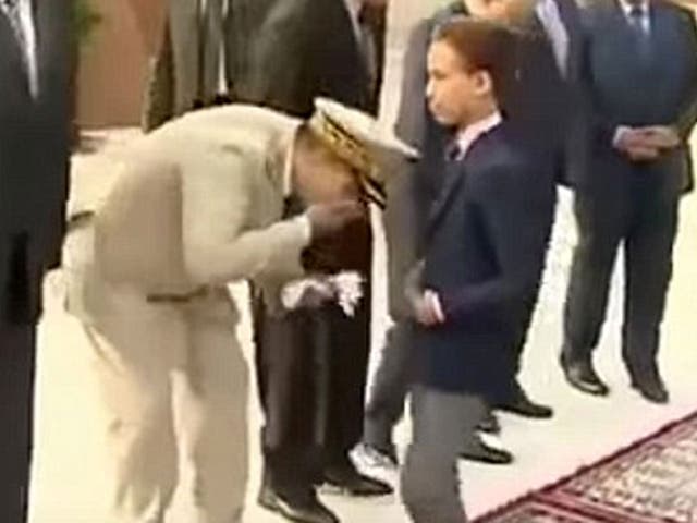Hand jive: Moroccan Prince Moulay Hassan seems averse to osculatory obeisance