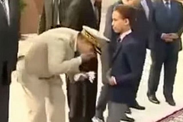 Hand jive: Moroccan Prince Moulay Hassan seems averse to osculatory obeisance