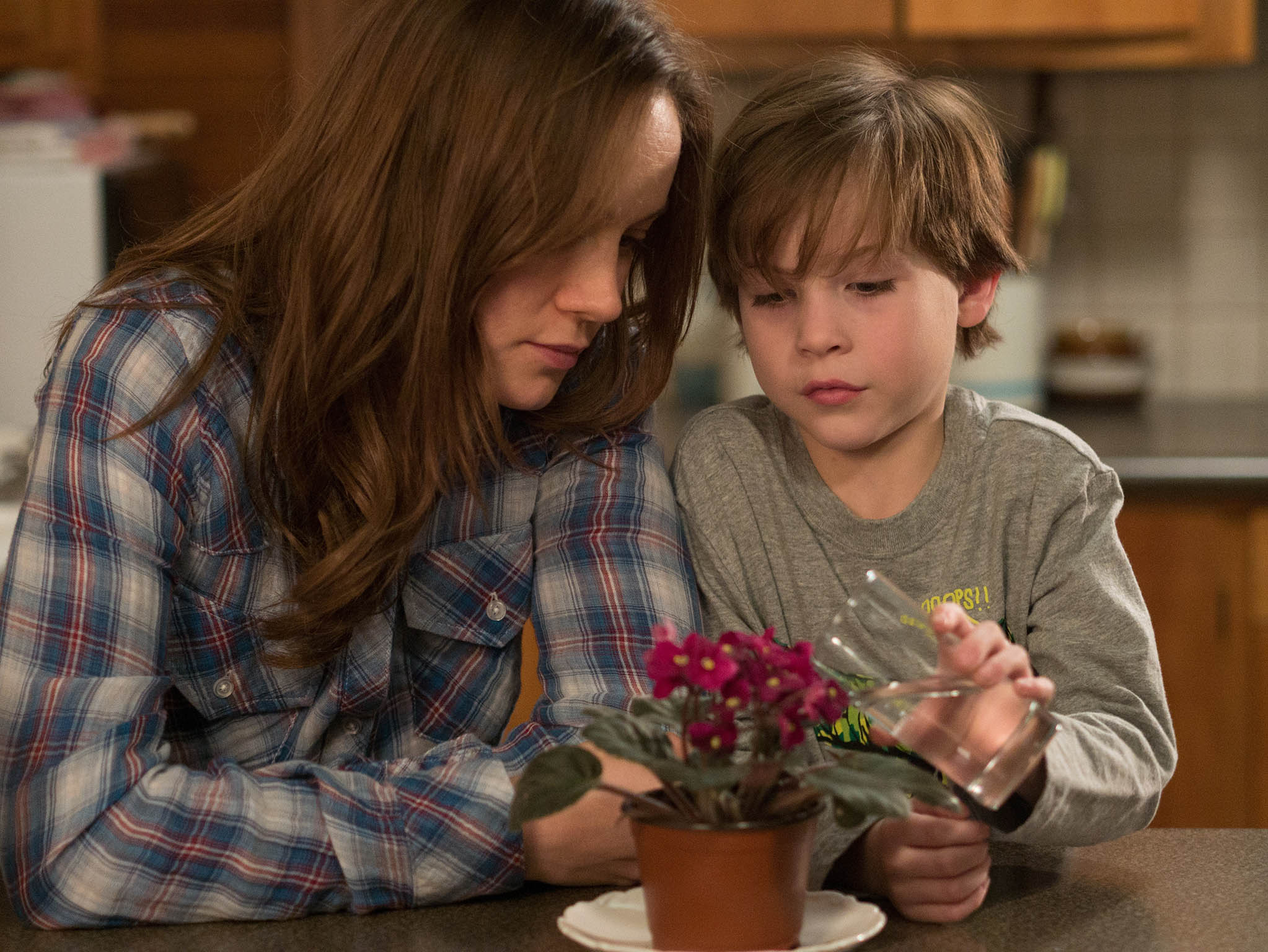 Brie Larson in 'Room', with Jacob Tremblay