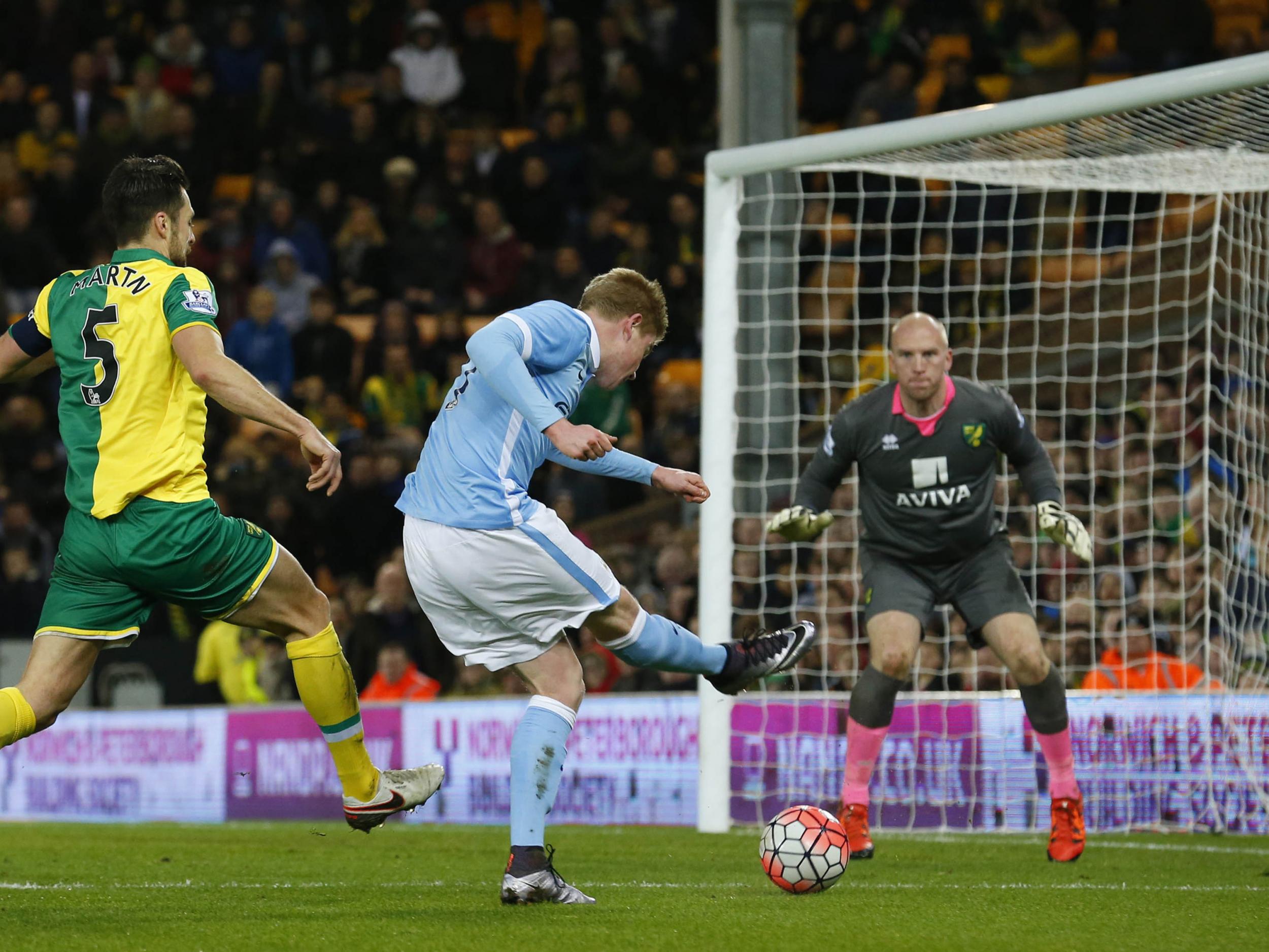 Kevin De Bruyne scores City's third goal