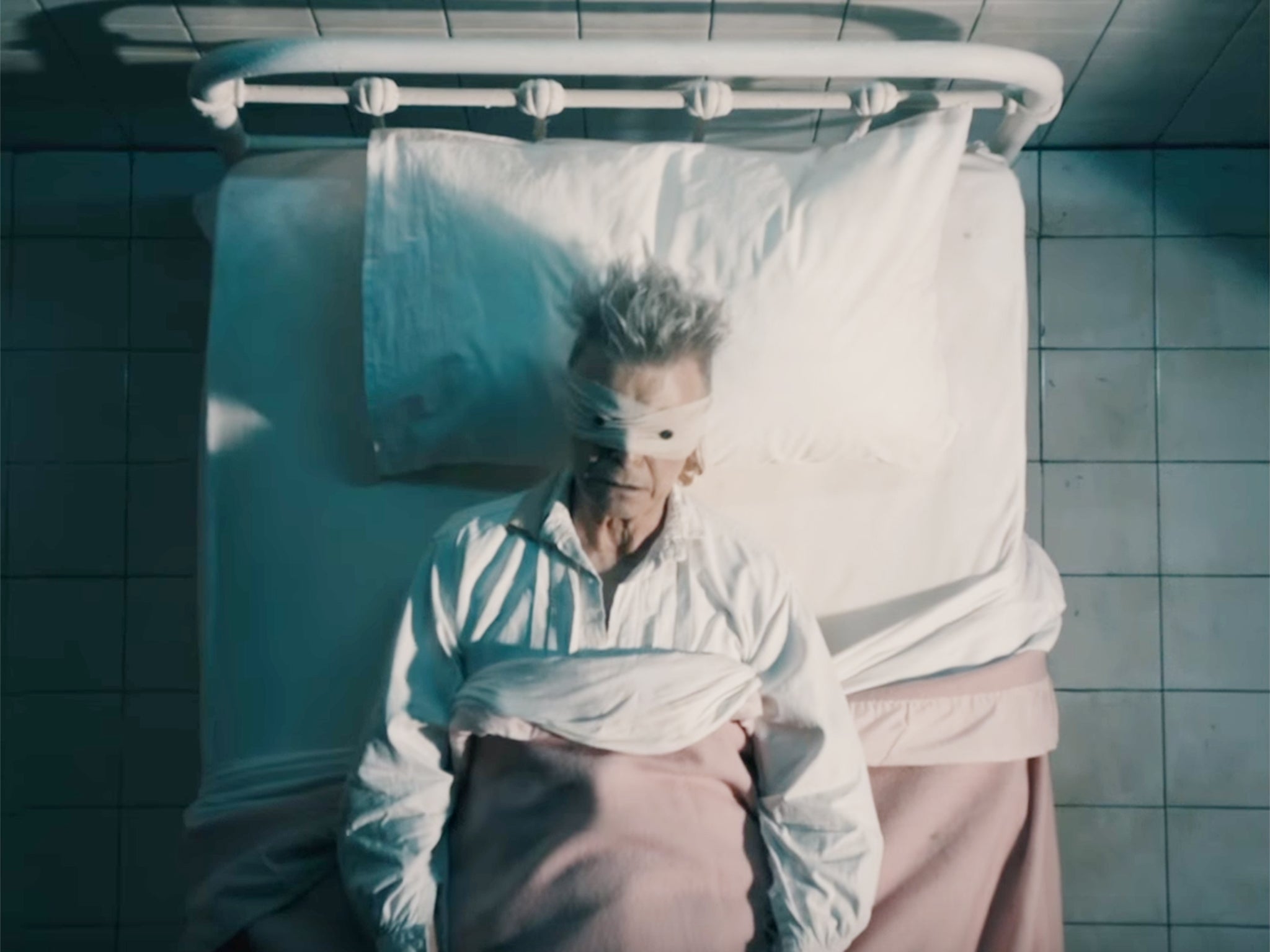 Bowie in his final music video ‘Lazarus’, the opening song of the new stage musical (YouTube)