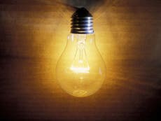 Old-fashioned light bulbs could be set for comeback
