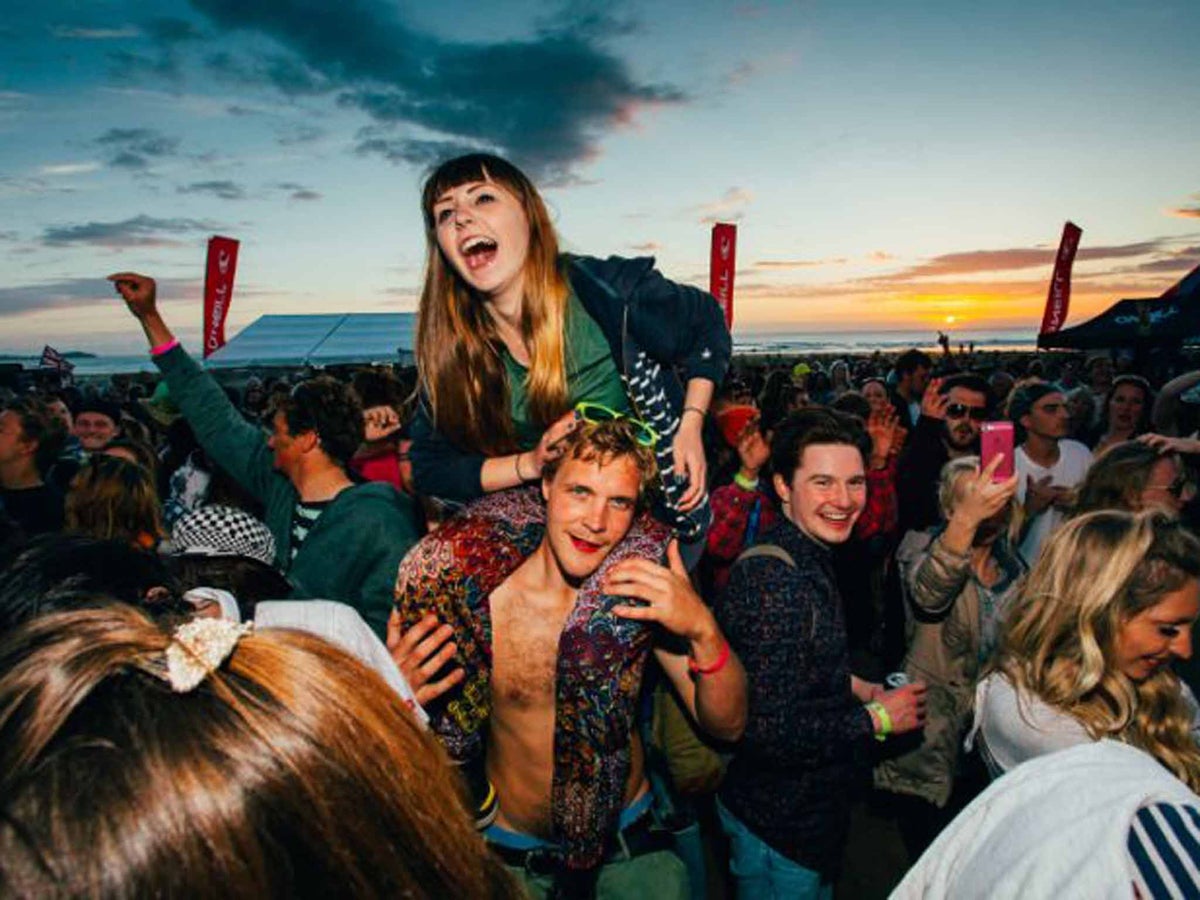 How crowdfunded music festivals are offering an alternative to increasingly  corporate ones | The Independent | The Independent