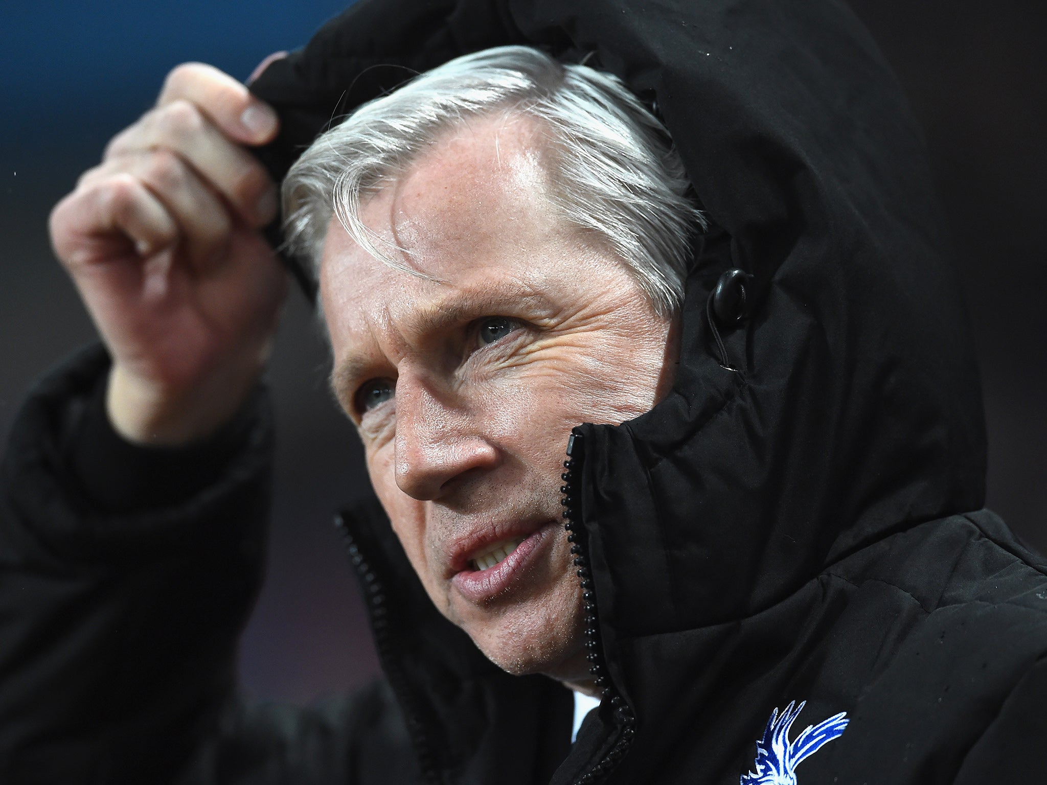 Crystal Palace manager Alan Pardew looks on disappointed during his side's defeat
