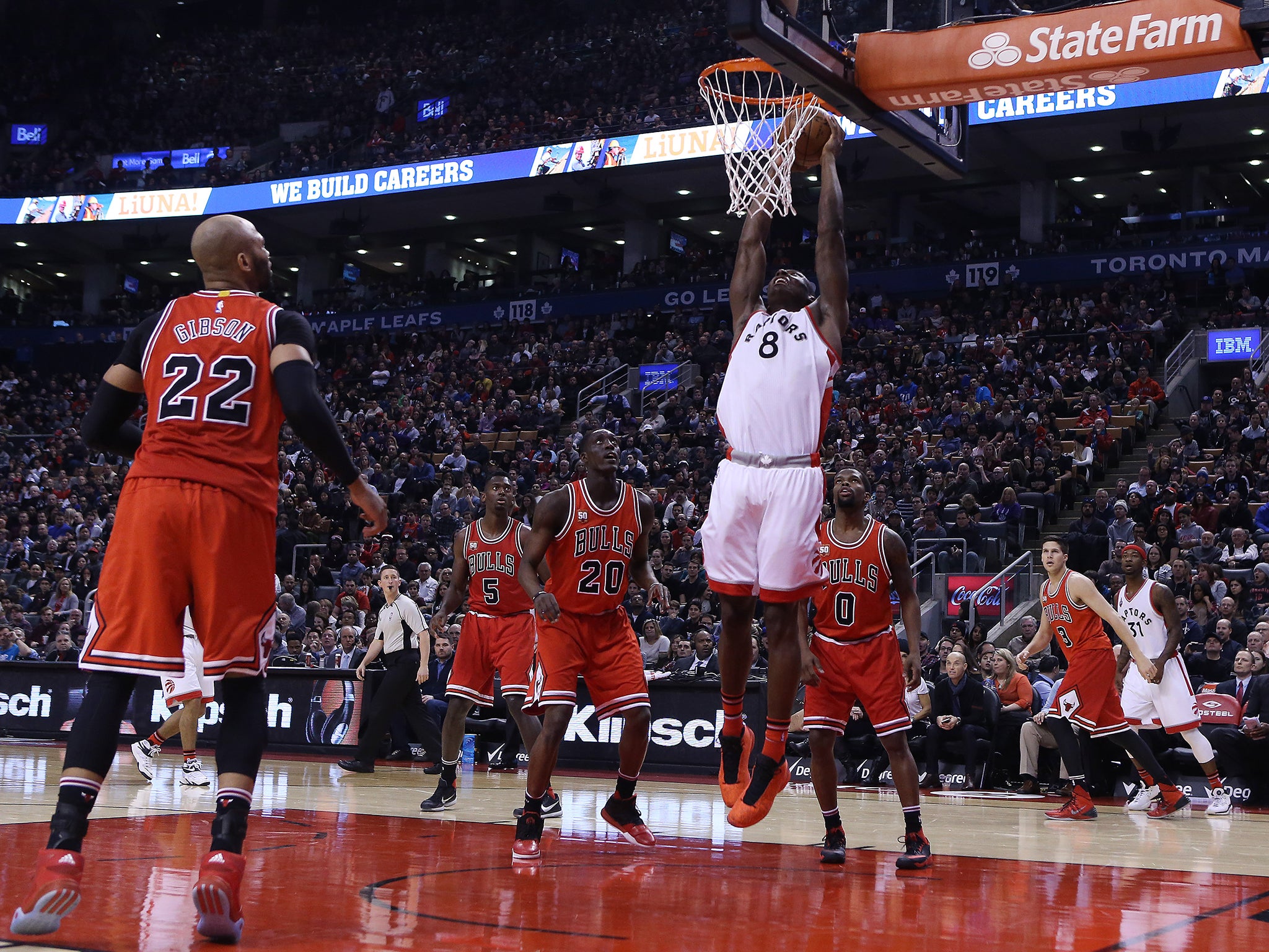 Biyombo throws down a dunk against the Chicago Bulls
