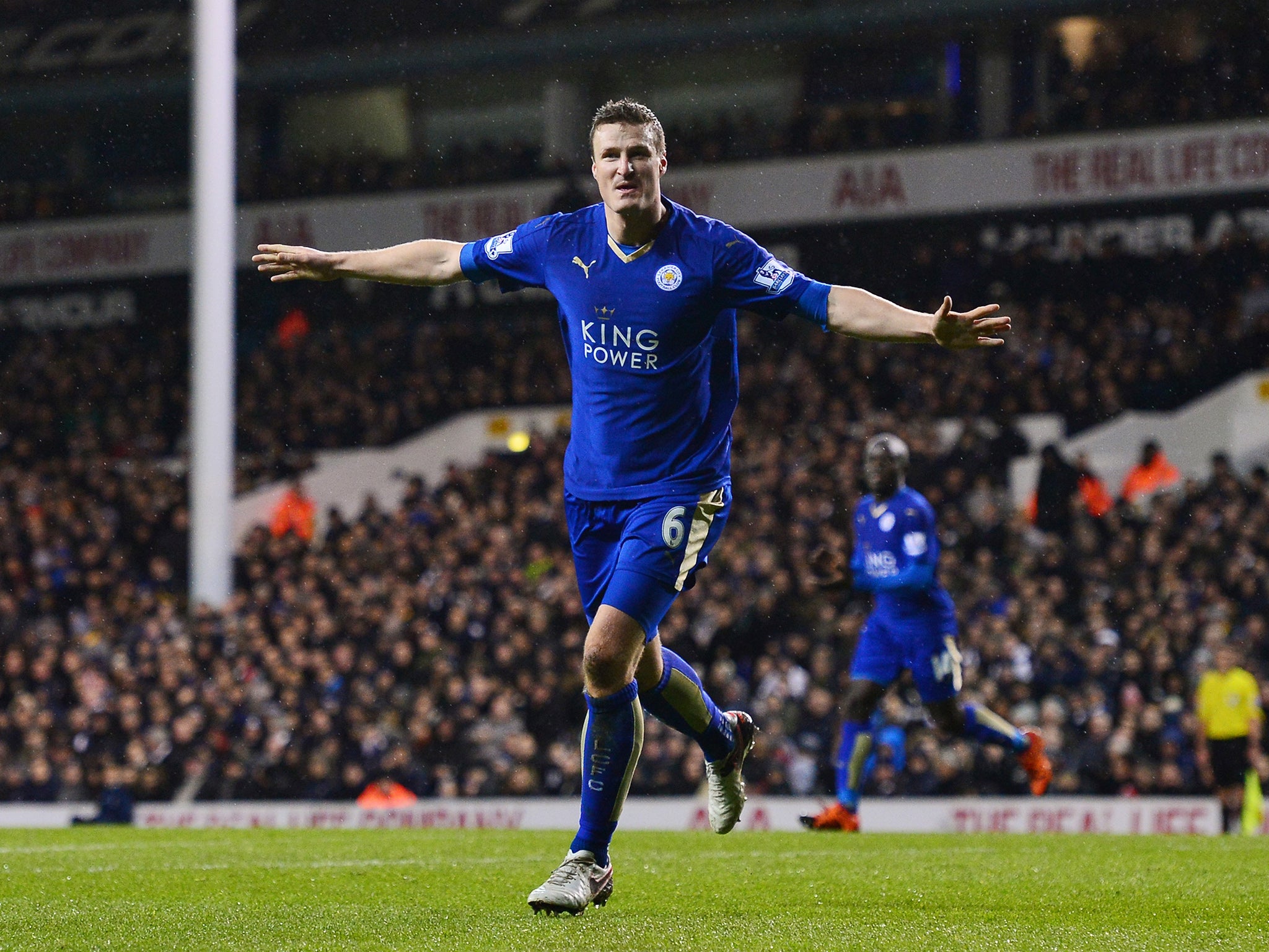Robert Huth celebrates his winning goal for Leicester