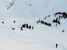 French Alps avalanche teacher faces manslaughter probe