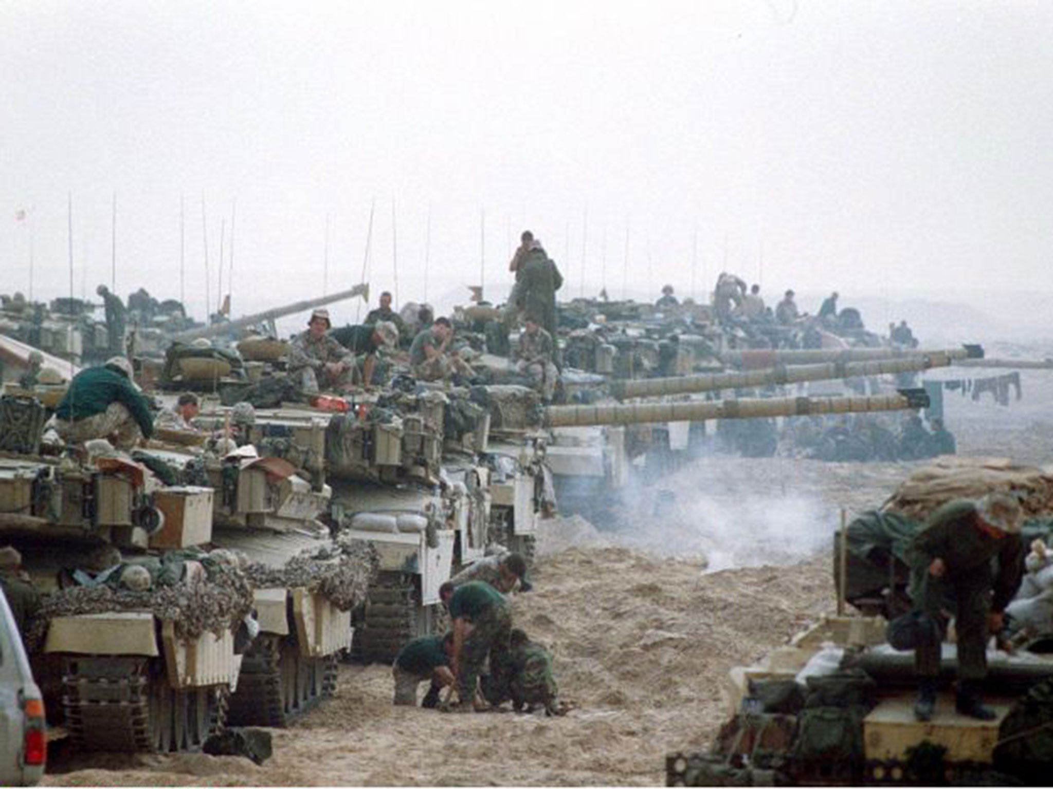 Bridging the Gulf: Challenger tanks sit in the Saudi Arabian desert in 1991, waiting for the British advance