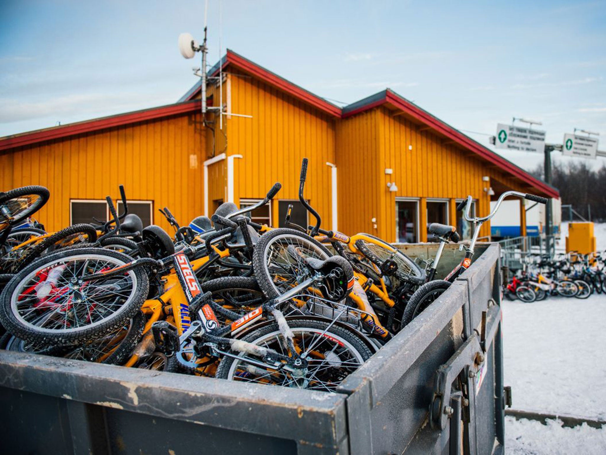 Most of the cycles were abandoned upon entry to Norway